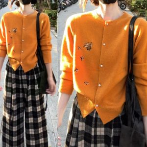 Belknt-Cartoon Embroidery Solid Knitted Cardigan Top for Women-Round neck Orange Sweater Short Coat-French Style Knitwear Outfit